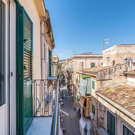 Apartment Porta Di Castro Design With Terrace By Wonderful Italy Palermo